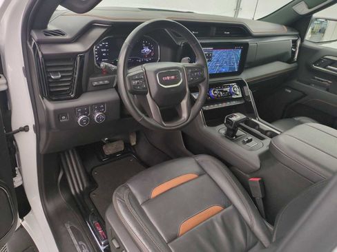 Used 2025 GMC Sierra 1500 AT4 w/ Technology Package image 2