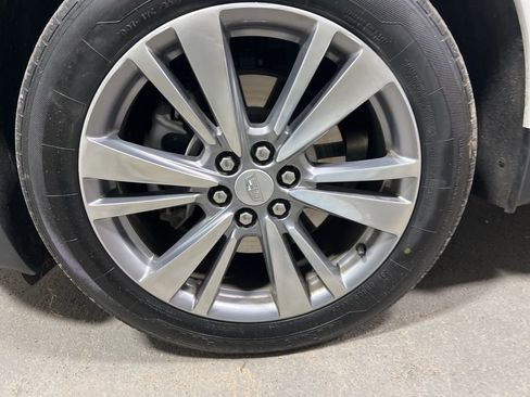 Used 2024 Cadillac XT5 Premium Luxury image 40