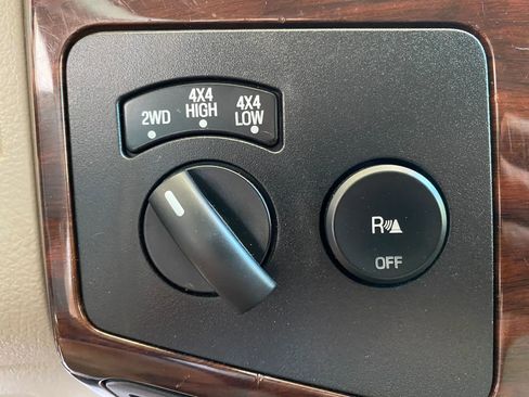 Used 2009 Ford F250 Lariat image 26