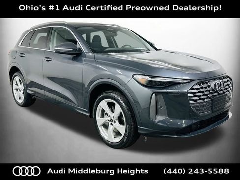 Certified 2025 Audi Q5 Premium Plus w/ Premium Plus AWD/4WD image 1