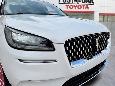 Used 2020 Lincoln Corsair Reserve w/ Appearance Package image 13