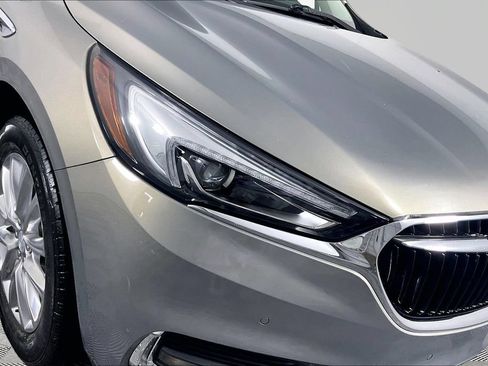 Certified 2019 Buick Enclave Premium FWD image 28
