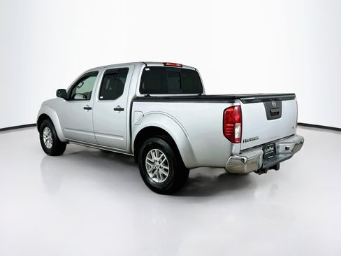Used 2014 Nissan Frontier SV RWD image 5