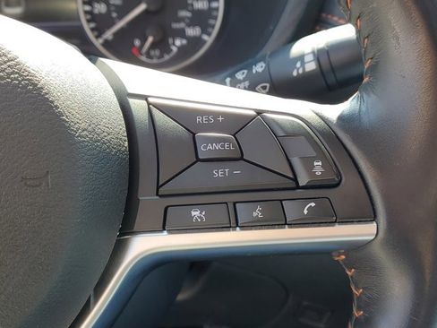 Certified 2021 Nissan Sentra SR w/ SR Premium Package image 11