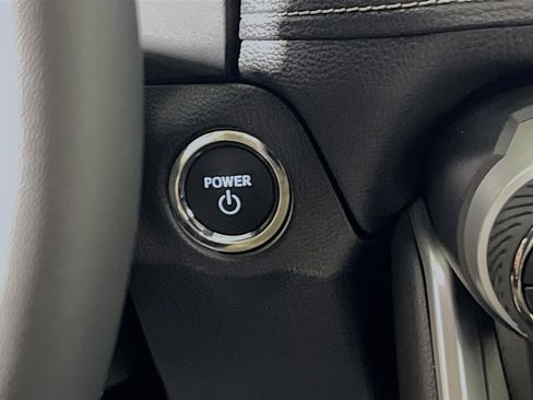 Used 2025 Toyota RAV4 XLE Premium image 23