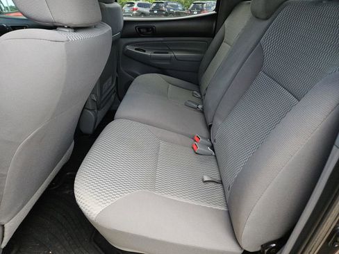 Used 2014 Toyota Tacoma PreRunner w/ Convenience Package RWD image 25
