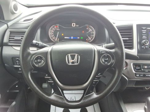 Used 2019 Honda Ridgeline Sport image 11