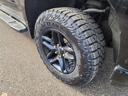 Certified 2022 Chevrolet Silverado 1500 LT Trail Boss w/ Convenience Package II image 13