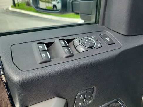 Used 2019 Ford F450 Lariat w/ Lariat Ultimate Package image 24