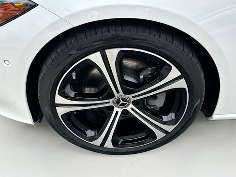 Used 2024 Mercedes-Benz C 300 Sedan image 33