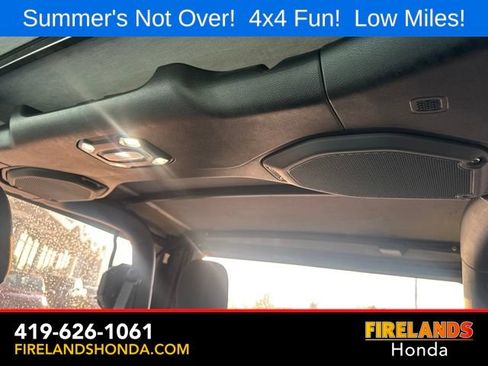 Used 2023 Jeep Wrangler Sport AWD/4WD image 32