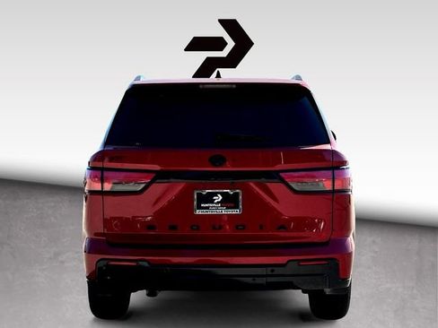 Used 2024 Toyota Sequoia Platinum image 7