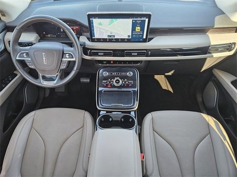 Certified 2022 Lincoln Nautilus Reserve w/ Equipment Group 202A image 25