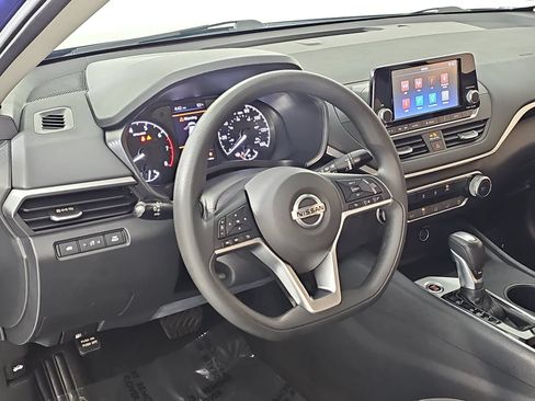 Used 2021 Nissan Altima 2.5 S FWD image 15