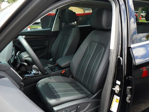 Used 2023 Audi Q5 2.0T Premium w/ Convenience Package AWD/4WD image 15