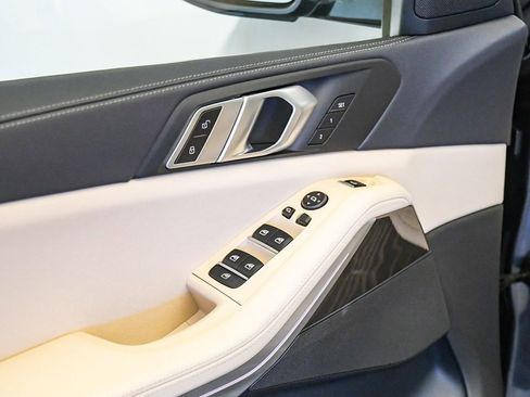 Certified 2022 BMW X5 sDrive40i w/ Premium Package image 24