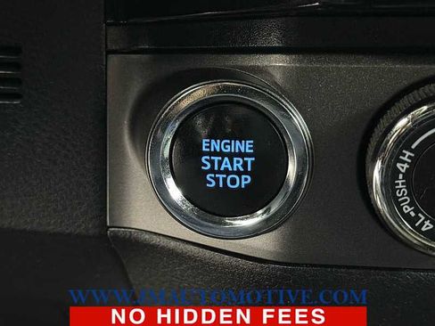 Used 2016 Toyota Tacoma TRD Sport image 40