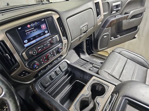 Used 2015 GMC Sierra 2500 Denali image 31