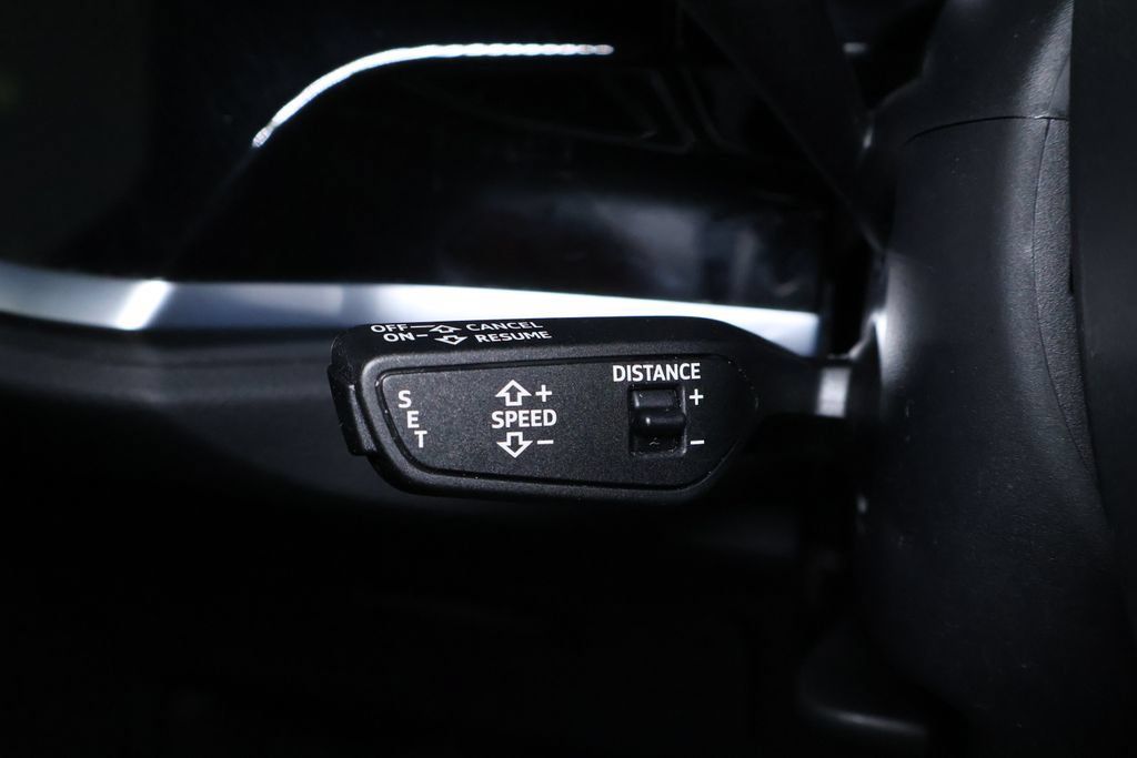 Used 2020 Audi Q3 2.0T Prestige w/ Prestige Package AWD/4WD image 27