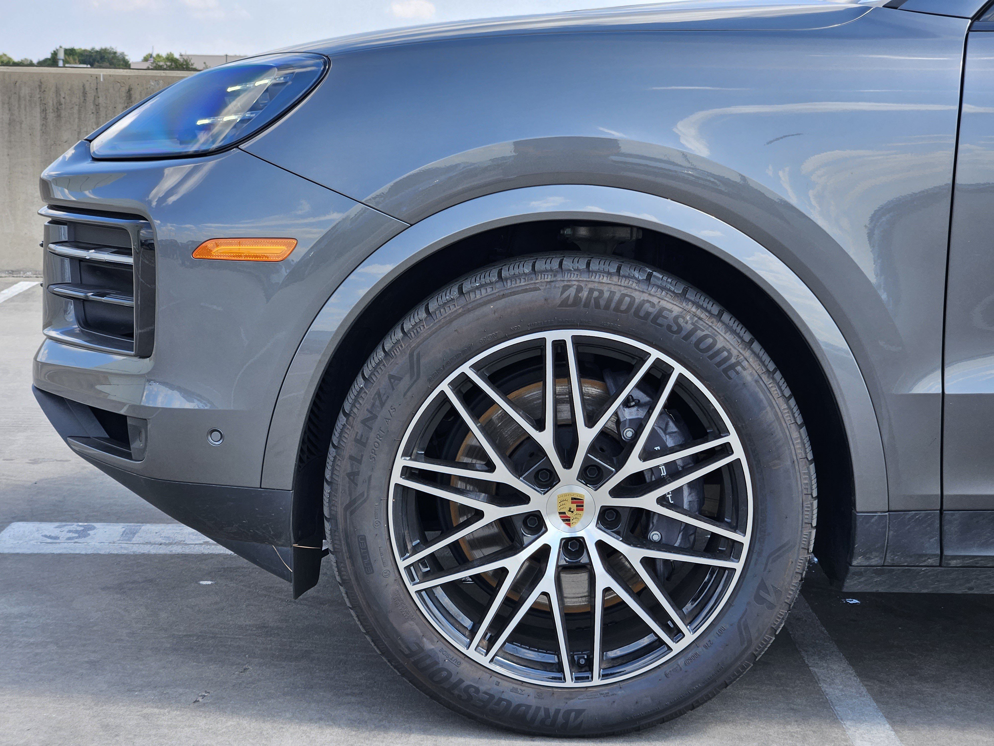Certified 2024 Porsche Cayenne Coupe AWD/4WD image 13