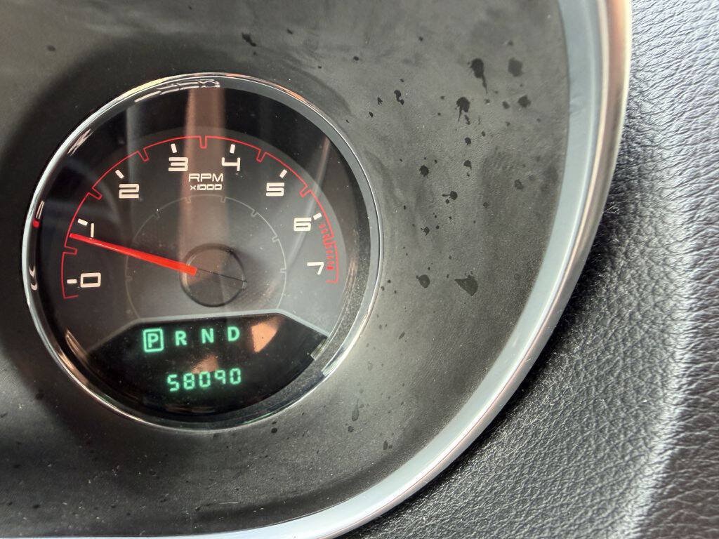 Used 2014 Dodge Avenger SE w/ Rallye Appearance Group FWD image 13