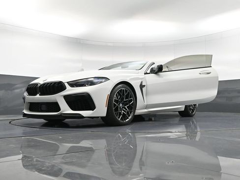 Used 2025 BMW M8 Competition image 43