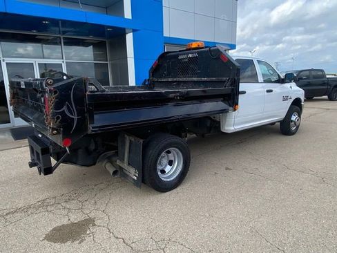 Used 2014 RAM 3500 Tradesman w/ Chrome Appearance Group AWD/4WD image 3