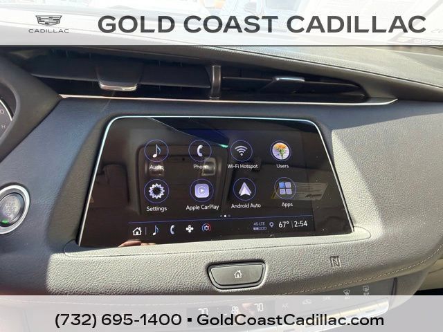 Used 2021 Cadillac XT4 Luxury w/ Cold Weather Package FWD image 19