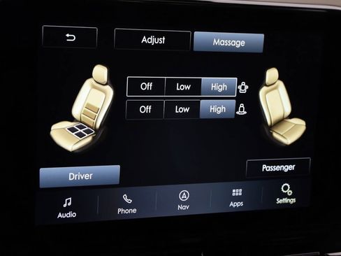 Used 2021 Lincoln Navigator Reserve w/ Luxury Package AWD/4WD image 10