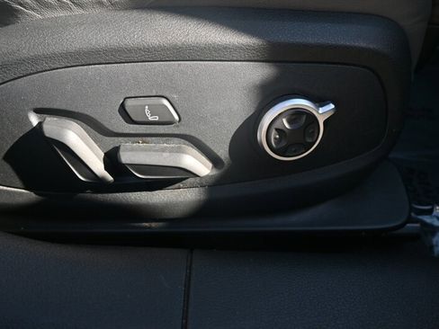 Used 2019 Audi S4 Premium Plus w/ Premium Plus Package image 66