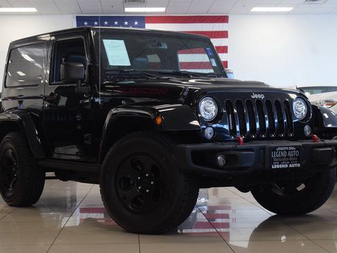 Used 2017 Jeep Wrangler Rubicon AWD/4WD image 1