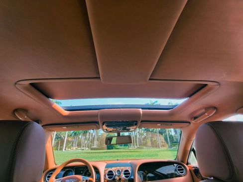 Used 2013 Bentley Flying Spur Flying Spur image 20