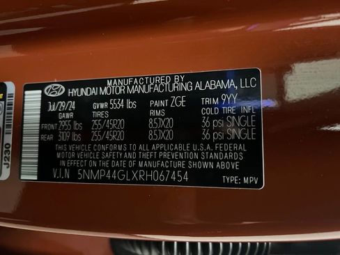 Used 2024 Hyundai Santa Fe Limited w/ Tow & Go Package image 35