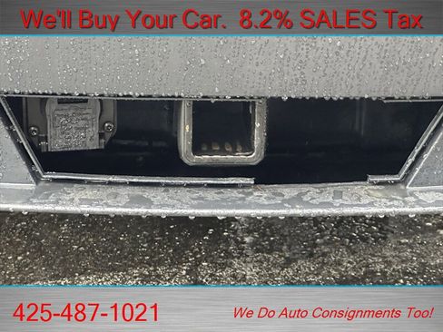 Used 2024 Tesla Model Y Long Range AWD/4WD image 10