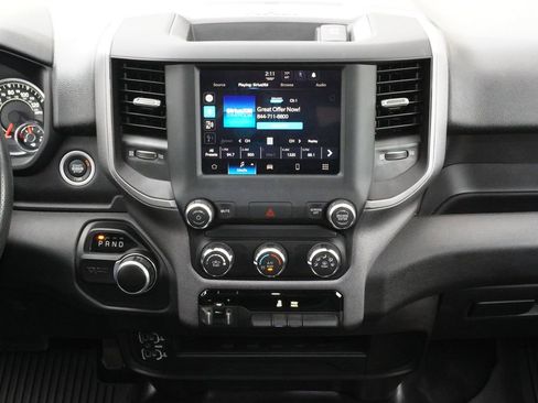 Used 2024 RAM 2500 Tradesman w/ Chrome Appearance Group image 19