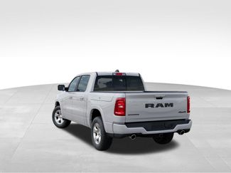 Used 2025 RAM 1500 Big Horn video 3