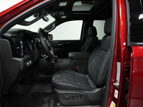 New 2025 GMC Sierra 1500 AT4 w/ AT4 Premium Package image 28