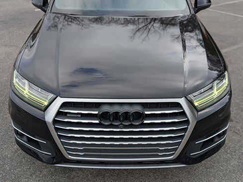 Used 2018 Audi Q7 3.0T Prestige w/ Prestige Package image 13