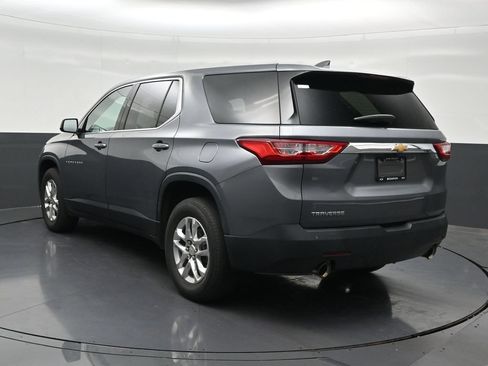 Used 2020 Chevrolet Traverse LS FWD image 3