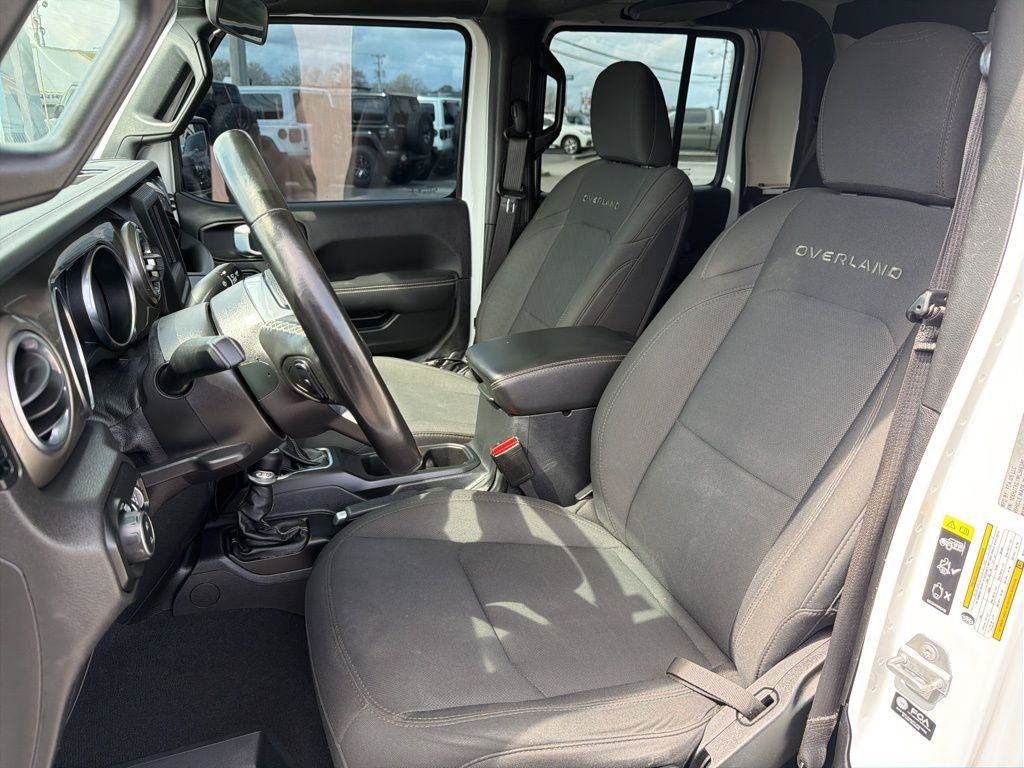 Used 2021 Jeep Gladiator Overland w/ Safety Group AWD/4WD image 29