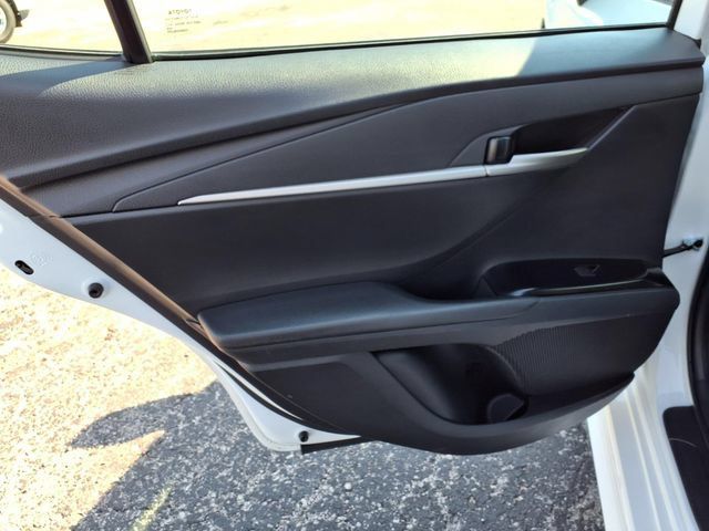 Used 2025 Toyota Camry SE FWD image 44