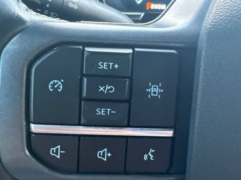 Used 2023 Ford F150 Lariat AWD/4WD image 24