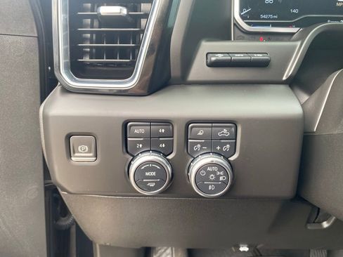 Used 2024 GMC Sierra 2500 Denali Ultimate AWD/4WD image 20