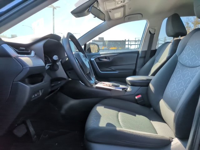 Used 2024 Toyota RAV4 XLE FWD image 13