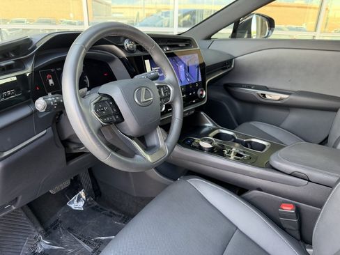 Used 2025 Lexus RZ 300e w/ Accessory Package (P5) FWD image 29