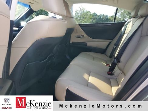 Used 2019 Lexus ES 350 w/ Premium Package FWD image 22