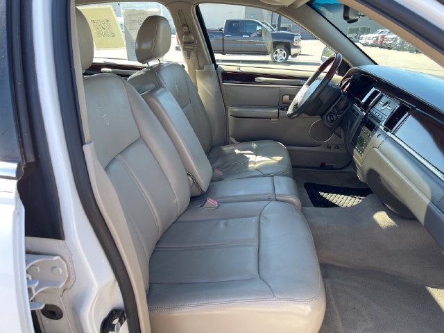 Used 2007 Lincoln Town Car Signature Limited RWD image 35