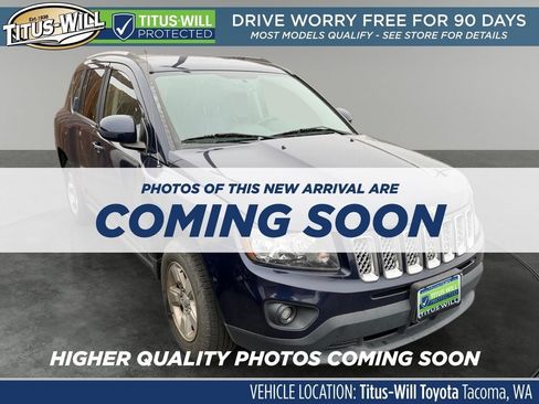 Used 2016 Jeep Compass Latitude FWD image 1