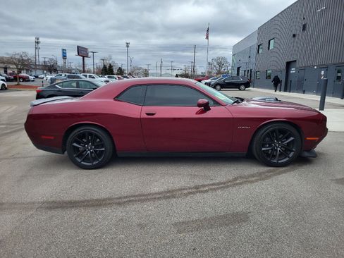 Used 2022 Dodge Challenger R/T w/ Shaker Package image 2