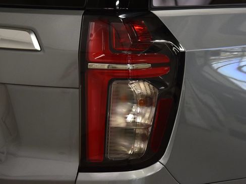 Used 2024 Chevrolet Tahoe High Country AWD/4WD image 19